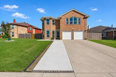 1253 Topeka Drive, Saginaw TX 76131