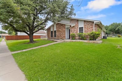 3709 Red Oak Drive, Garland TX 75043 - Photo 3