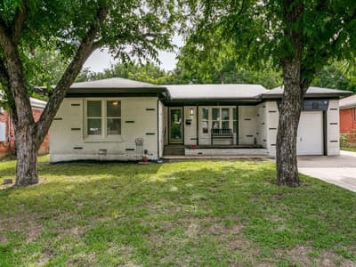 429 Harmon Road, Hurst TX 76053