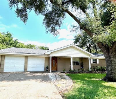 307 E 5th Street, Kaufman TX 75142