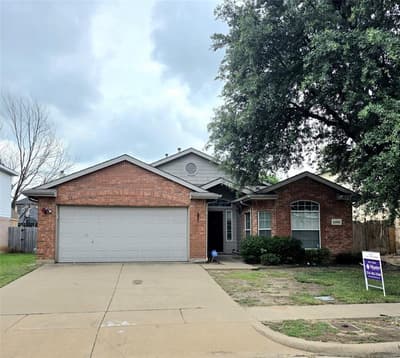 4425 Chaparral Creek Drive, Fort Worth TX 76123