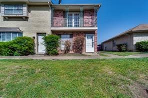 14 W Townhouse Lane # 34, Grand Prairie TX 75052 - Photo 2
