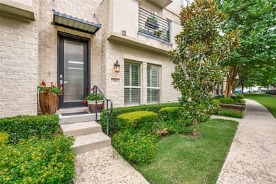 7333 Valley View Lane # 304, Dallas TX 75240