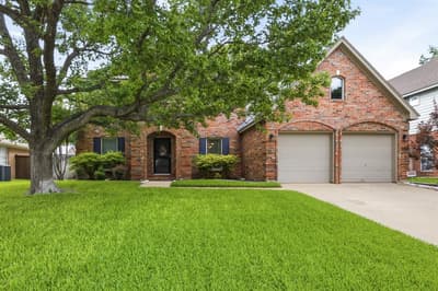 5219 Shadow Glen Drive, Grapevine TX 76051