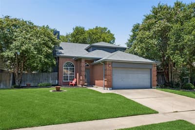 6717 Wooddale Drive, Watauga TX 76148 - Photo 2
