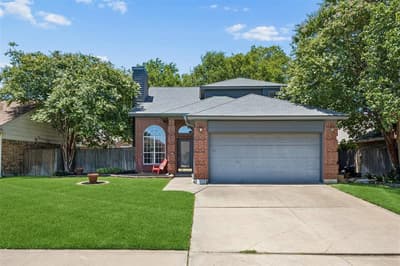 6717 Wooddale Drive, Watauga TX 76148