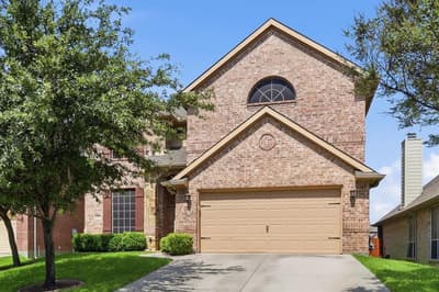 1905 Fountain Meadows Drive, Euless TX 76039
