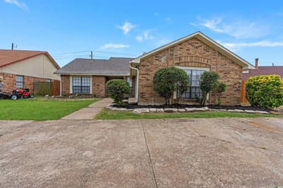 3312 Amberway Drive, Arlington TX 76014