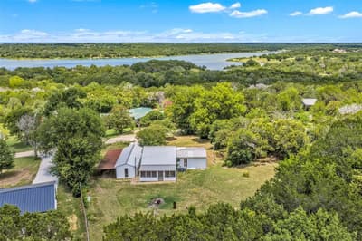 116 Kennedy, Whitney TX 76692 - Photo 2