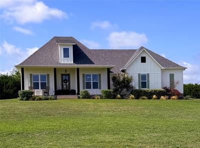 400 Stone Mountain Court, Cresson TX 76035