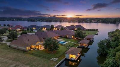 1011 Sunset Bay Court, Granbury TX 76048