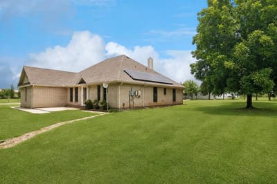 3007 McReynolds Road, Sanger TX 76266