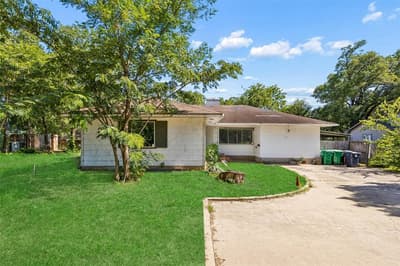 1815 W Oak Street, Denton TX 76201