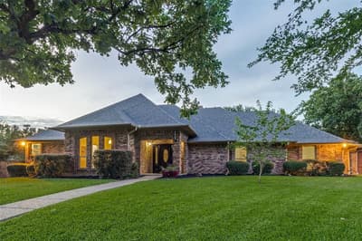 2607 Timberleaf Circle, Carrollton TX 75006