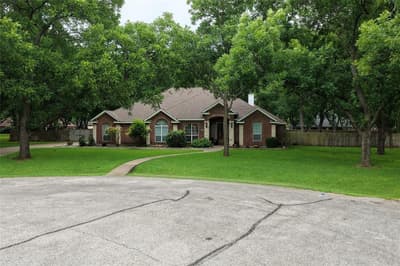 8803 Hampton South Court, Granbury TX 76049