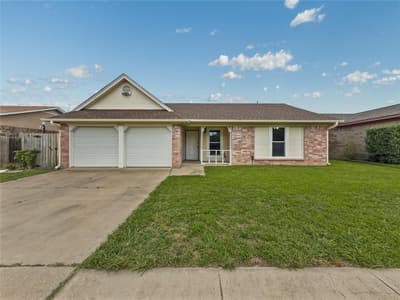 6412 Storm Drive, Watauga TX 76148