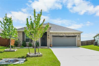 808 Jaguar Ridge, Godley TX 76044 - Photo 5