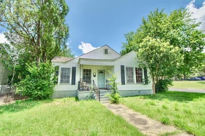 2224 Live Oak Avenue, Waco TX 76708