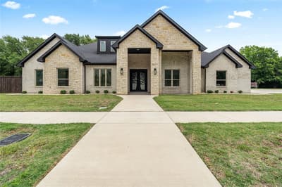 7611 Awadi Court, Arlington TX 76001