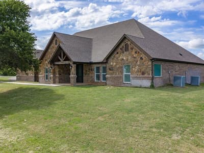 910 County Road 1111, Decatur TX 76234
