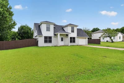 1626 Lyon Street, Lancaster TX 75134