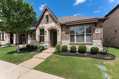 2104 Barx Drive, Little Elm TX 75068 - Photo 2
