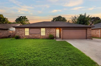 6200 Big Springs Drive, Arlington TX 76001