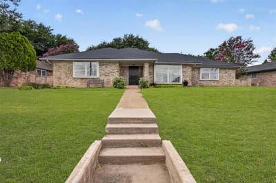 2303 Mccoy Road, Carrollton TX 75006