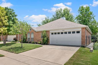 1916 Pine Ridge Drive, Bedford TX 76021 - Photo 2