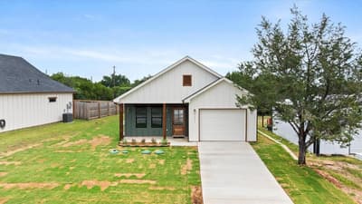 2603 Creekview Drive, Granbury TX 76048 - Photo 2
