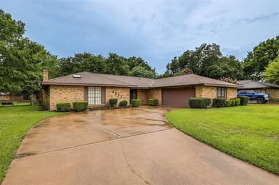 4533 Cinnamon Hill Drive, Fort Worth TX 76133