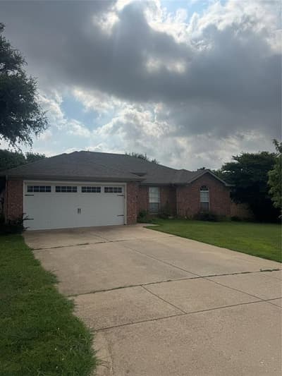 1610 Ocean Drive, Mansfield TX 76063 - Photo 4