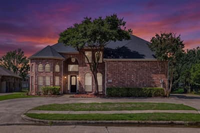 8406 Bridgewater Drive, Rowlett TX 75088