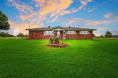 3472 Desvoignes Road, Denison TX 75021