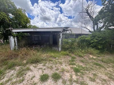 404 N Sycamore Street, Hico TX 76457
