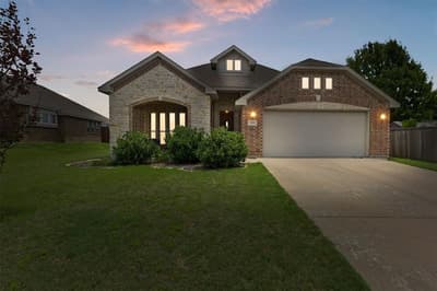 204 Briarstone Drive, Alvarado TX 76009