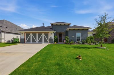 928 Tesslynn Avenue, Godley TX 76044