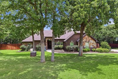 145 Foxpointe Circle, Weatherford TX 76087 - Photo 2