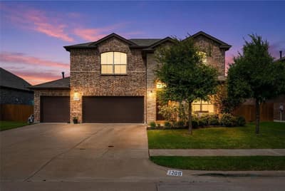 1209 Alnwick Lane, Saginaw TX 76131