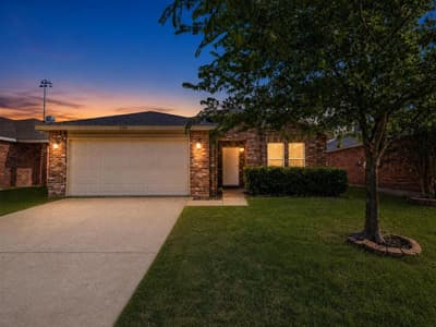5521 Camarillo Drive, Fort Worth TX 76244