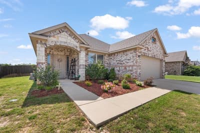 4000 Bendale Road, Benbrook TX 76116