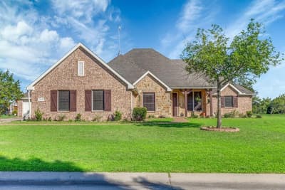 1068 Oak Creek Circle, Royse City TX 75189