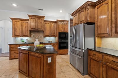 2505 Winthrop Hill Road, Denton TX 76226 - Photo 4
