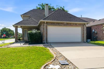 2069 Stillwater Place, Lewisville TX 75067