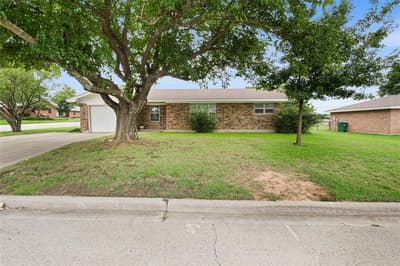 603 E 5th Street, Muenster TX 76252
