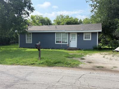 504 Morgan Street, Cleburne TX 76031