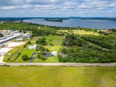 5600 Matlock Road, Granbury TX 76049 - Photo 3