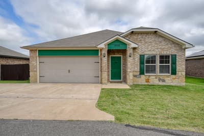 306 Ruffin Road, Mabank TX 75147