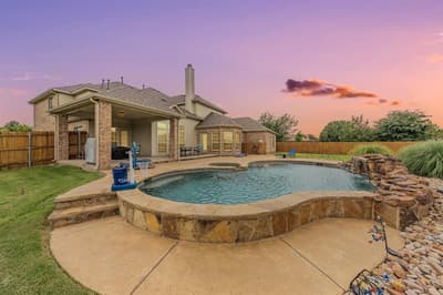 1424 Bassett Hound Drive, Fort Worth TX 76052 - Photo 2
