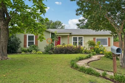 517 Norwood Drive, Hurst TX 76053